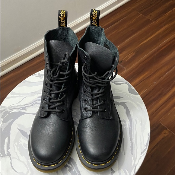 Dr. Martens 1460 Pascal Virginia Leather Black Lace Up Boots Size US 9 AW004 - Picture 2 of 8